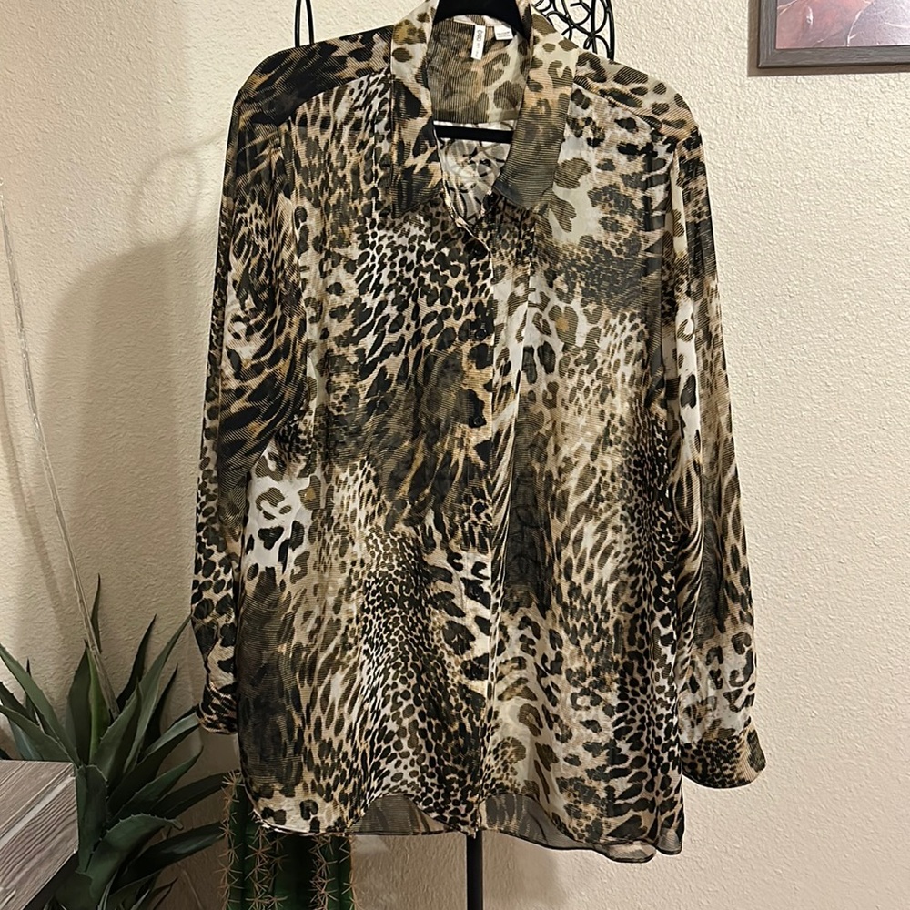 Like New! Cato Animal Print Semi-Sheer Button Down Blouse